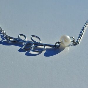 Leafy FA Pearl Ball Charm on Chain Choker Necklace Silver Lobster Clasp